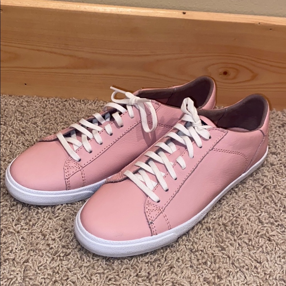 NWOB Pink Cole Haan Leather Sneakers